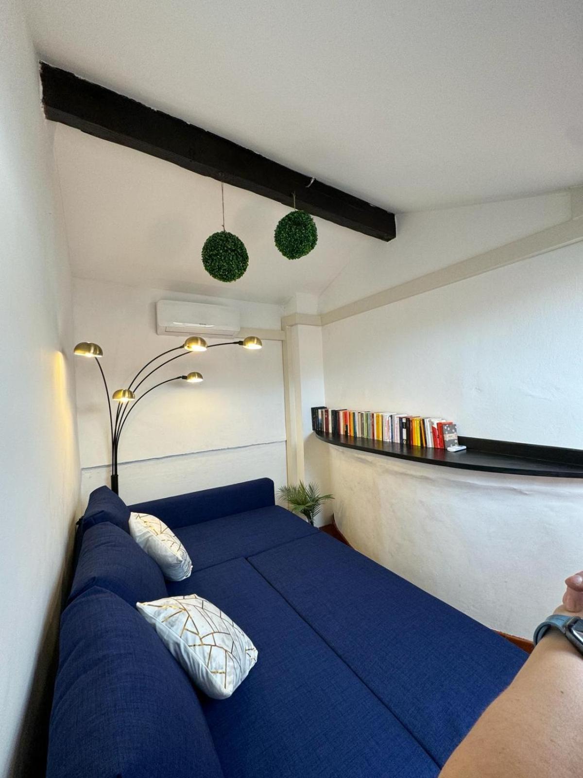 Casa Vacanza A 100 Metri Dal Mare Imperia Exterior foto